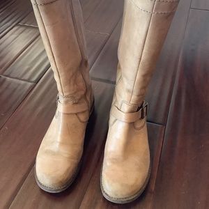 Leather boots